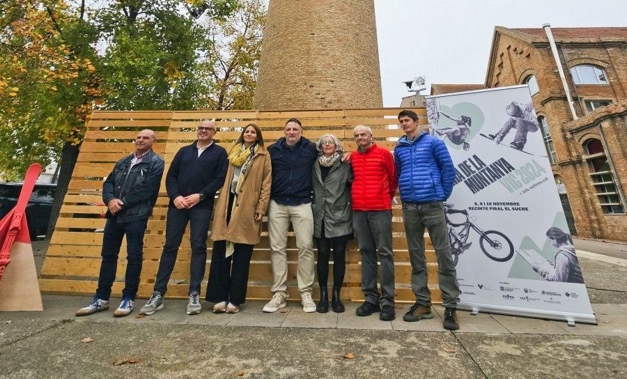 Reprersentants dels diferents agents implicats, durant la presentació