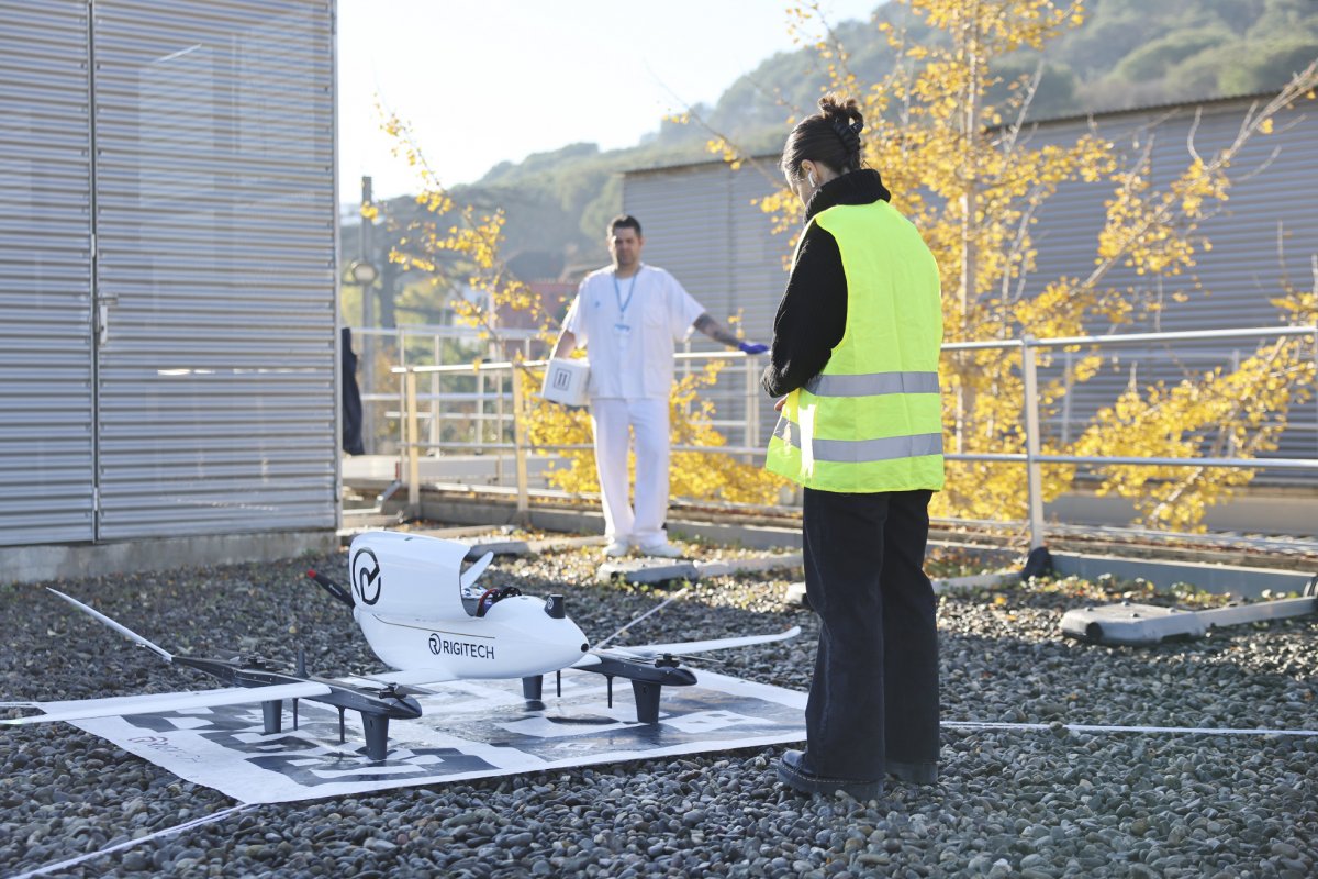 El dron aquest divendres al CAP de Sant Fost