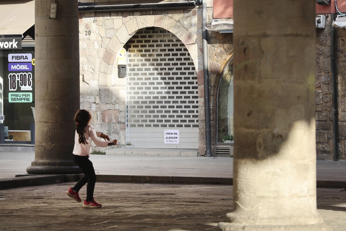 En aquest local, hi havia una botiga de llaminadures