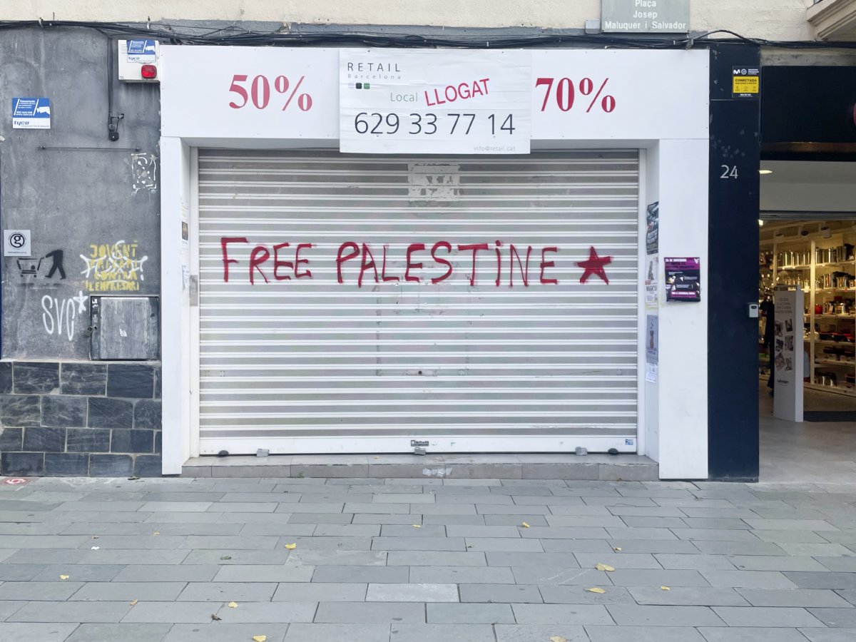 Acollirà una botiga de màquines per capturar peluixos, molt populars a la Xina