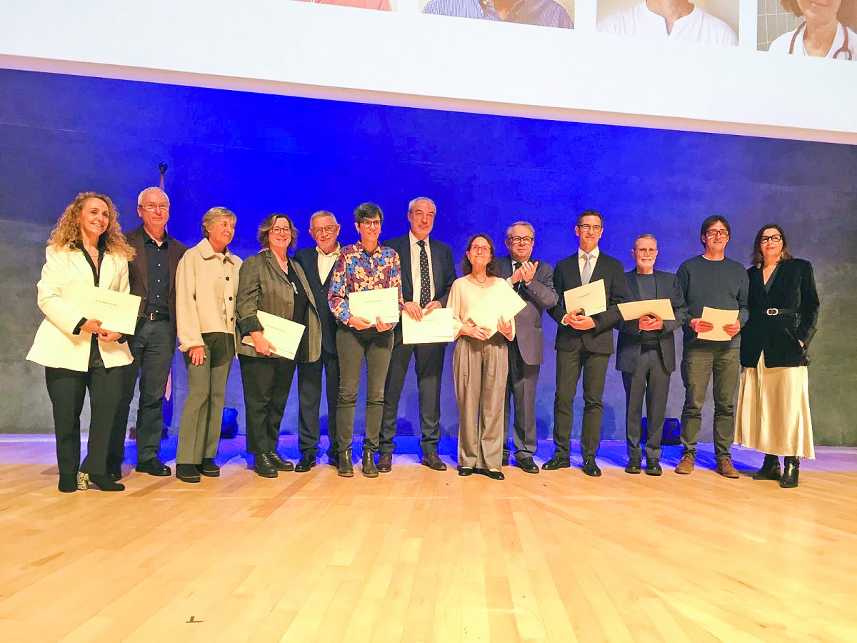 Alguns dels professionals premiats. Jordi Espinàs és el segon per l'esquerra