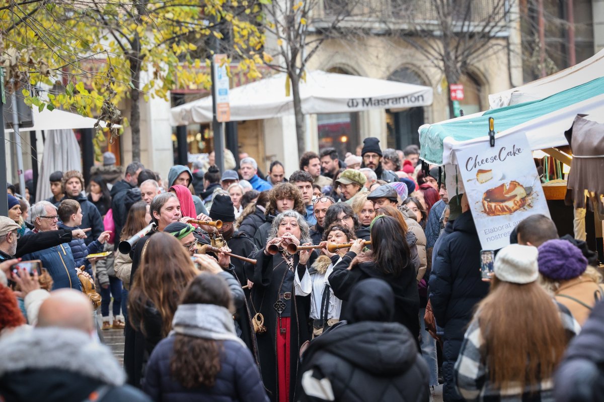 El Mercat Medieval de Vic ha estat un continu de gent durant tots tres dies