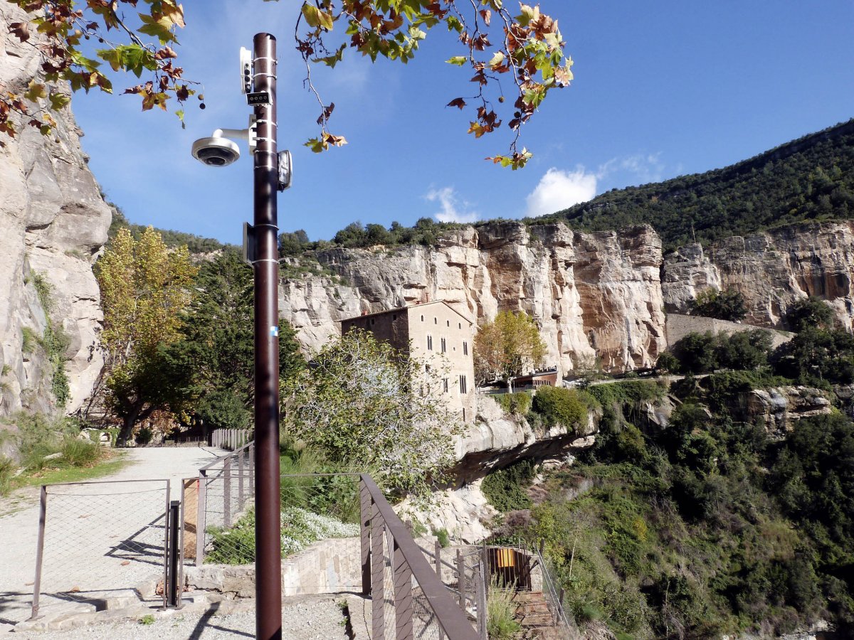 El sistema de connexió que envia les dades