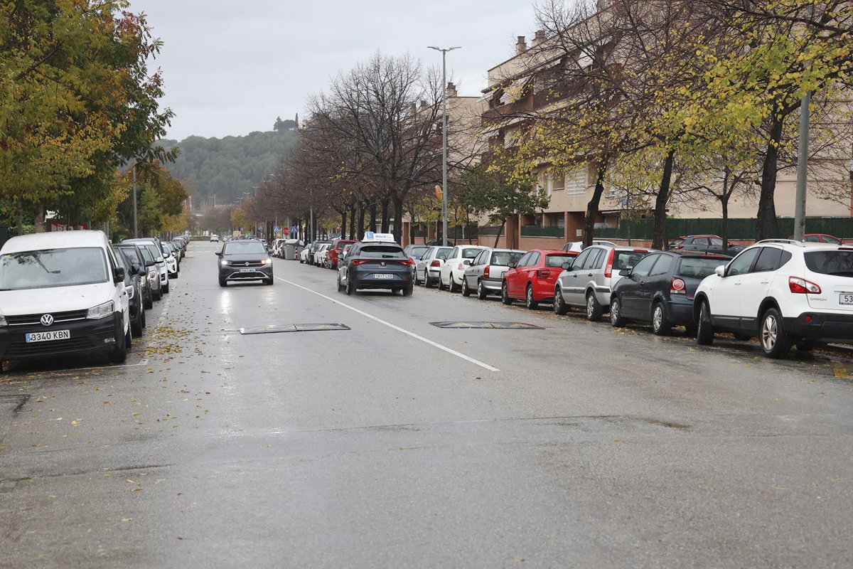 El carrer de les Tres Torres on es reduirà la calçada