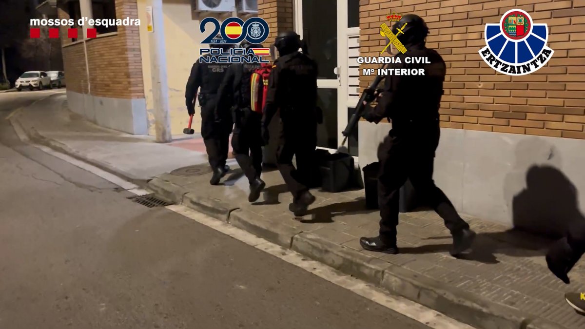 Un moment de l'operatiu policial