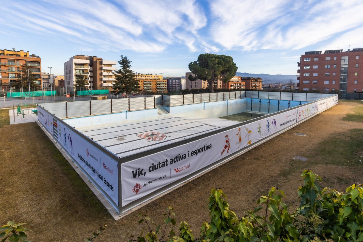 A Manlleu, la previsió és “arribar a temps”Vic tampoc obrirà aquest estiu 
la piscina gran exterior del Patí