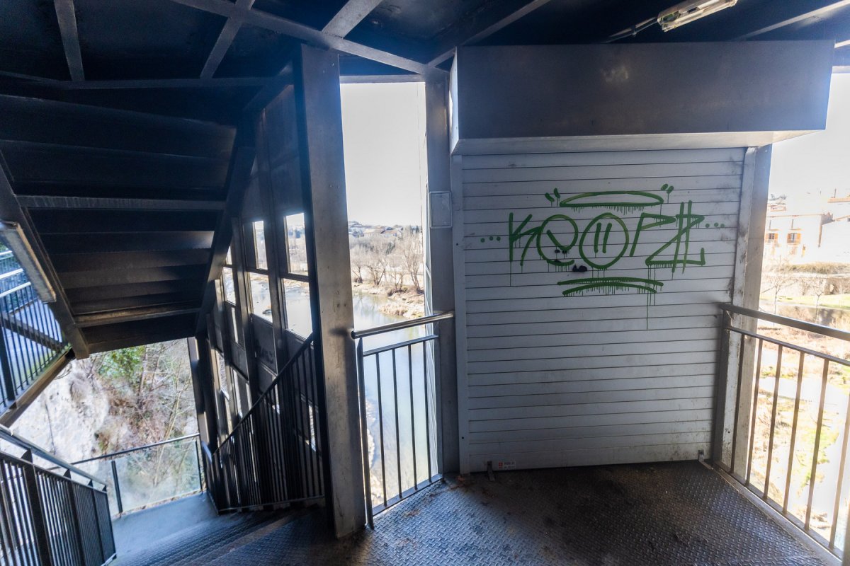 L'ascensor del pont Vell de Roda, aquesta setmana