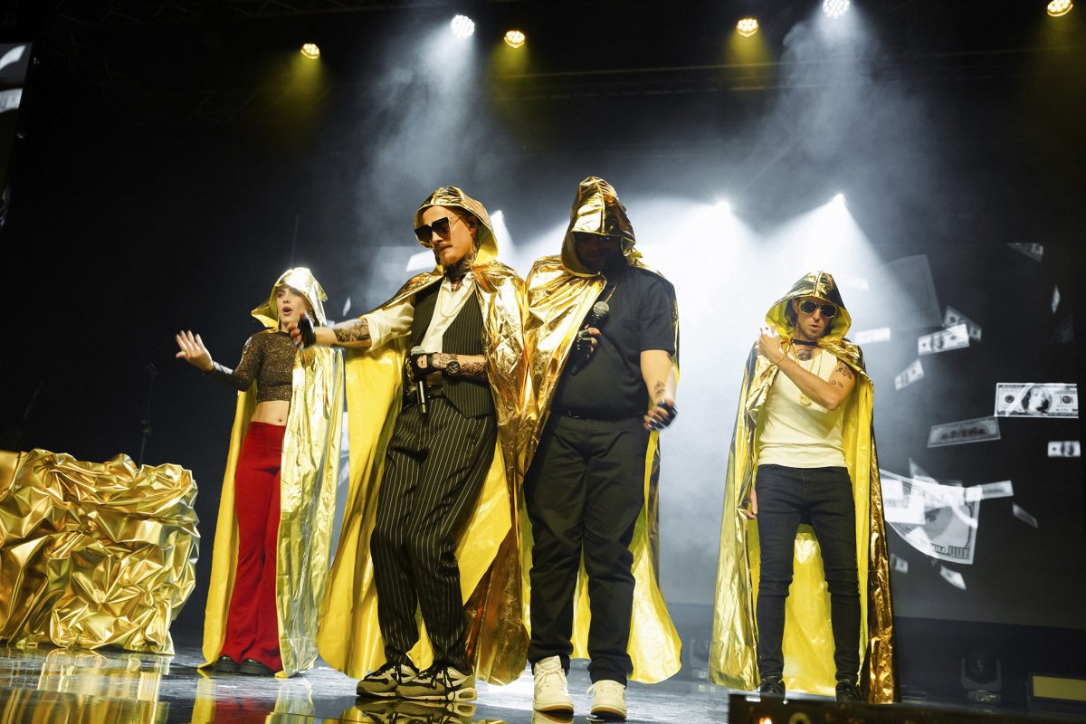 Els Statu Quoniam durant la seva actuació a l’escenari del Teatre Auditori de Cardedeu en la gala de l’Op Fest