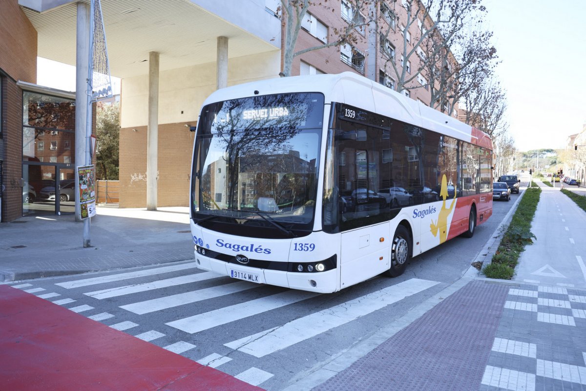 Un autobús del servei urbà de Mollet