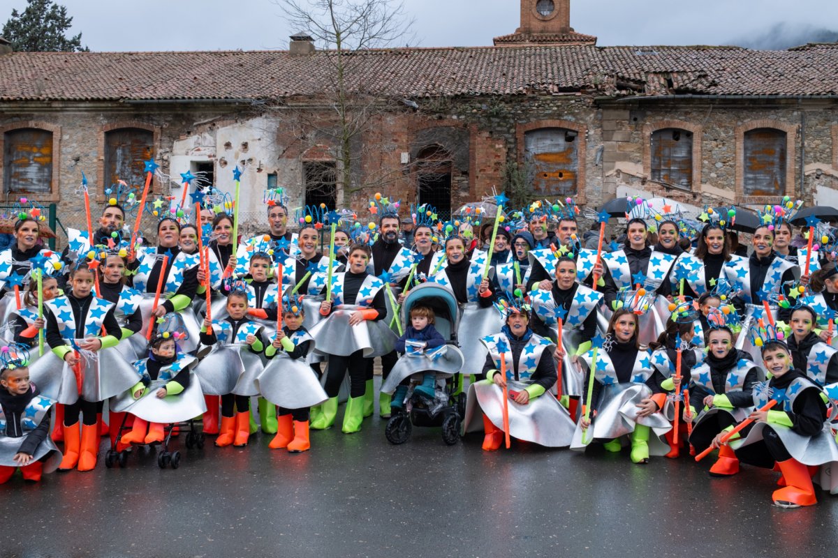 Una de les colles participants al Carnaval de Ripoll