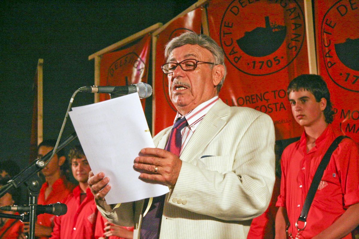 Joan Lara, en l’homenatge que se li va fer a la Marxa dels Vigatans de 2008