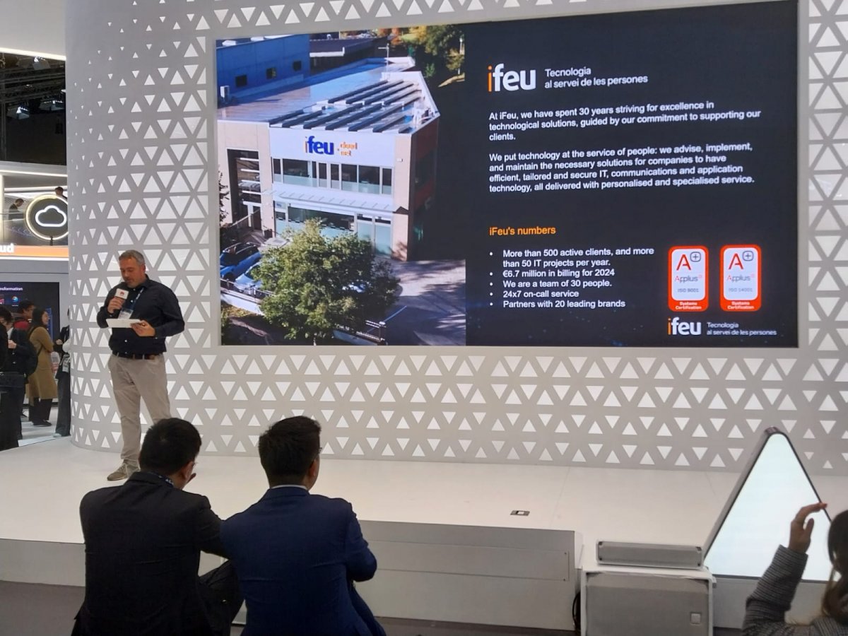 Un moment de la presentació a l'estand de Huawei