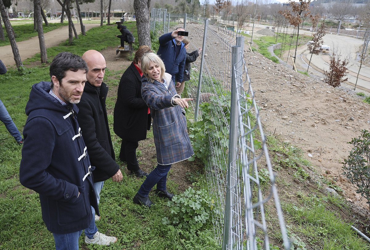 Barnusell i altres regidors i tècncis durant la visita a les obres