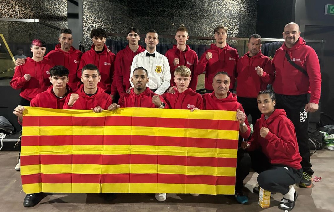 L'equip del Hook School Club Boxa Manlleu