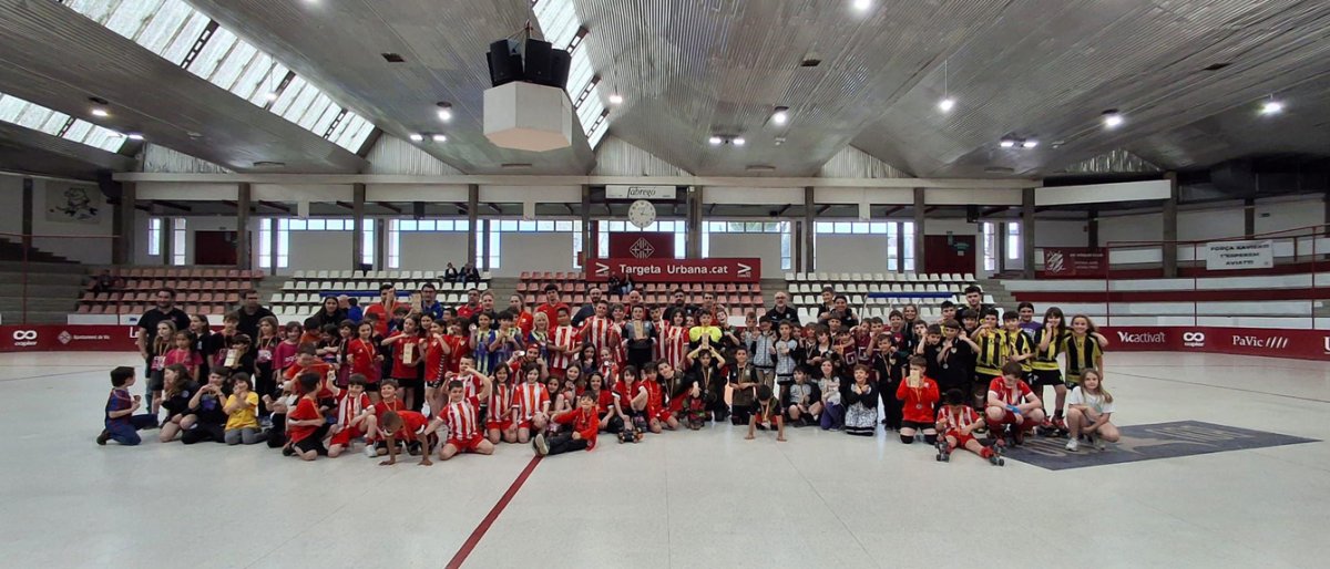Foto de família dels participants al torneig