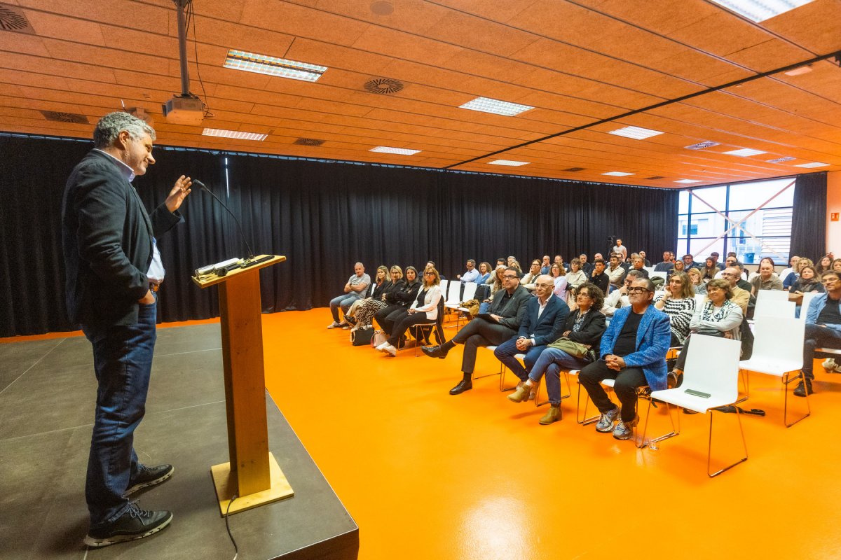 Albert Esteve, director del Centre d'Estudis Demogràfics de la UAB, dijous, a la trobada empresarial de Vic