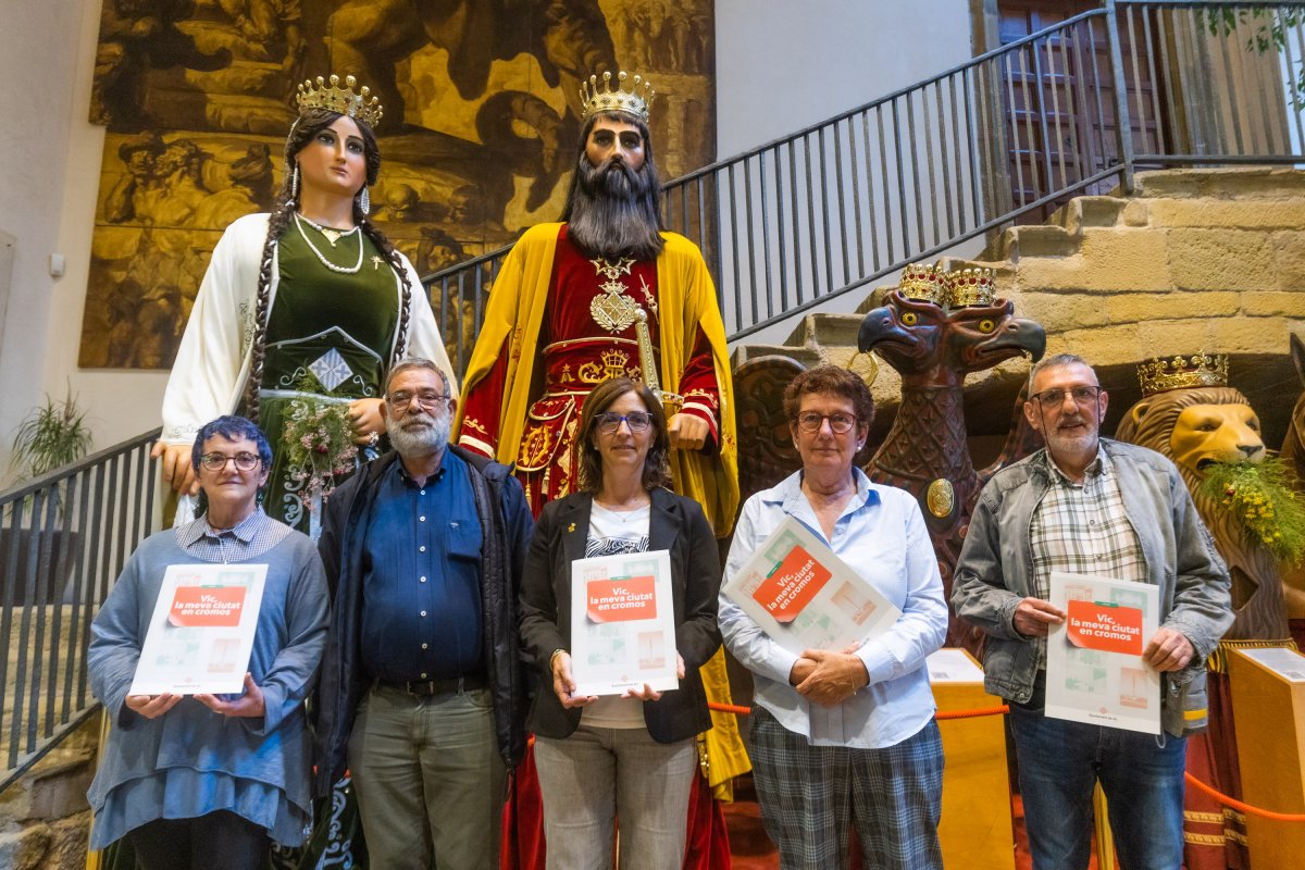 Sílvia Torrents, Ramon Rial, Elisabet Franquesa, Dolors Fontarnau i Quim Espona, un dels fotògrafs principals