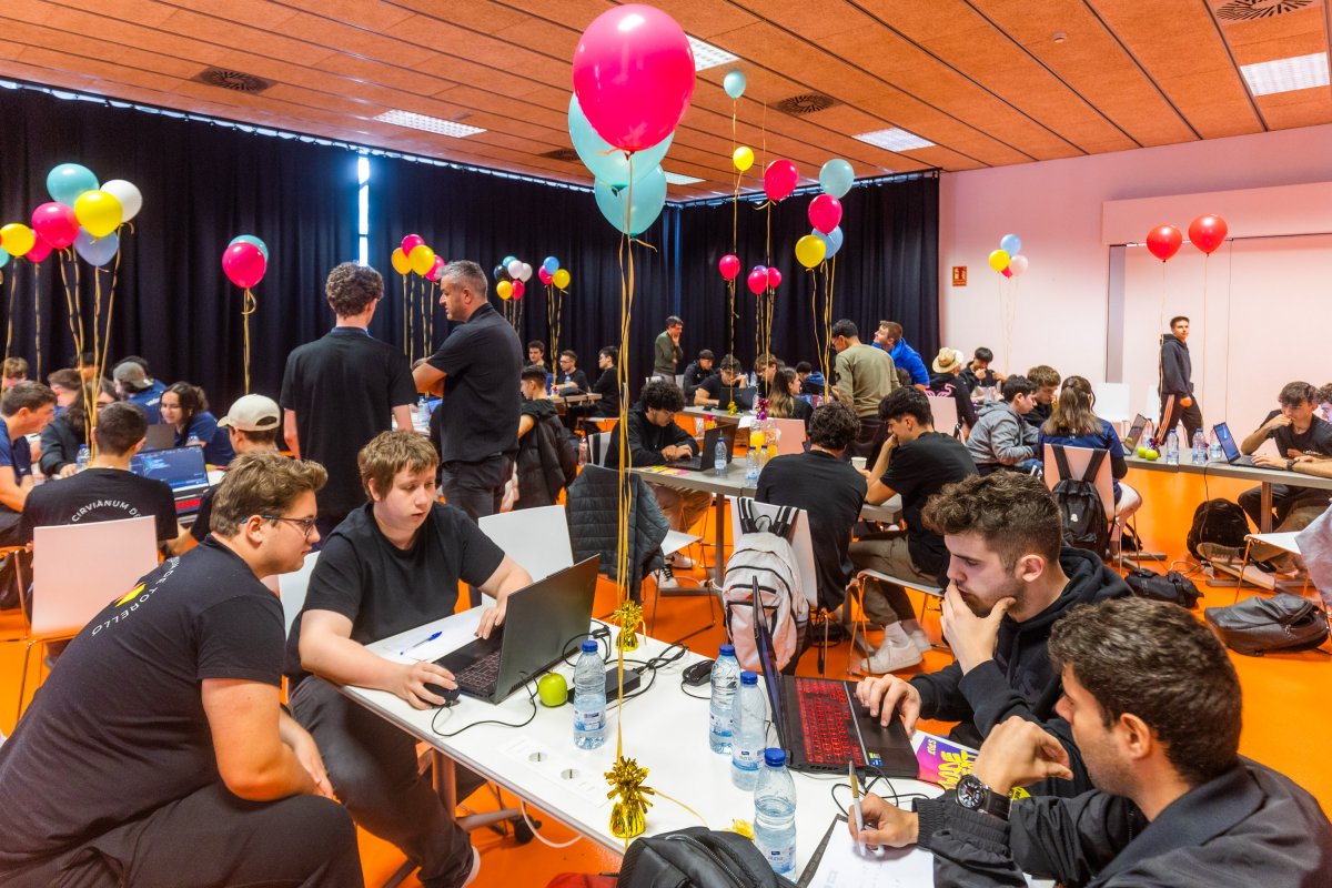 L’organització recompensava a cada equip amb un globus cada vegada que resolia bé un repte