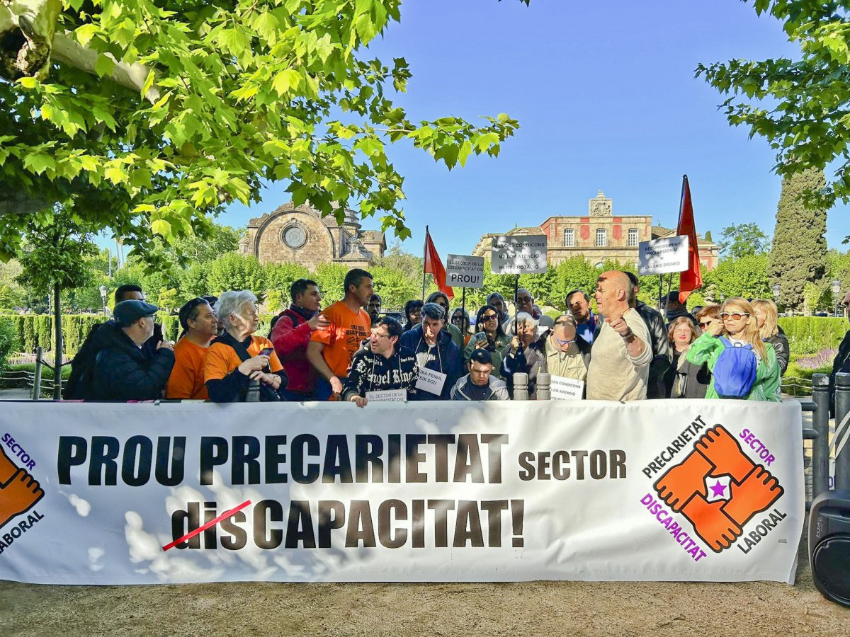La concentracióm dels manifestants davant del Parlament