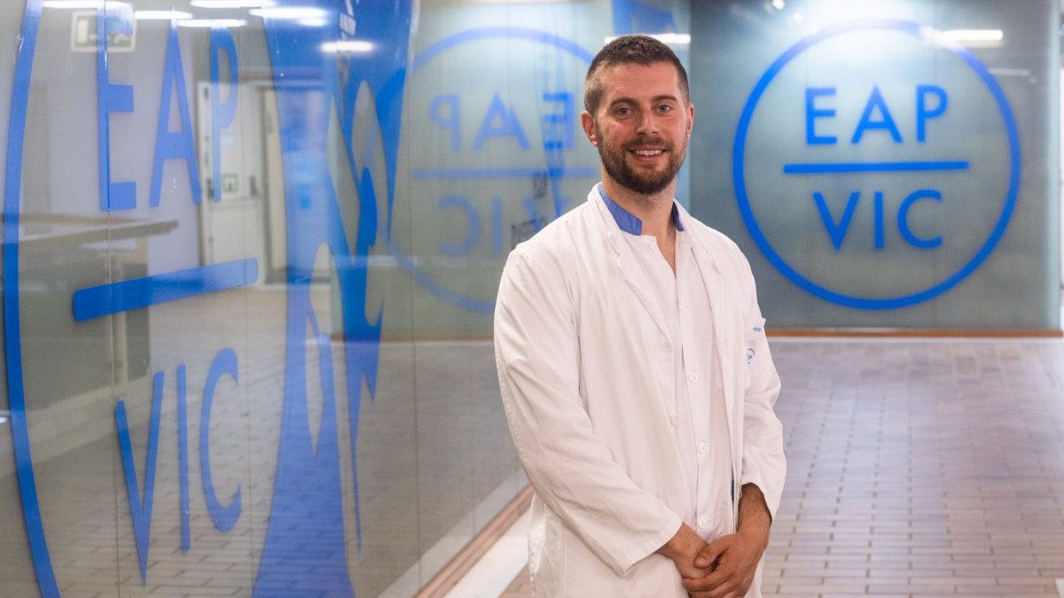 Marc Vila, aquest mes de maig al CAP del Remei, on treballa. També és professor a la UVic-UCC