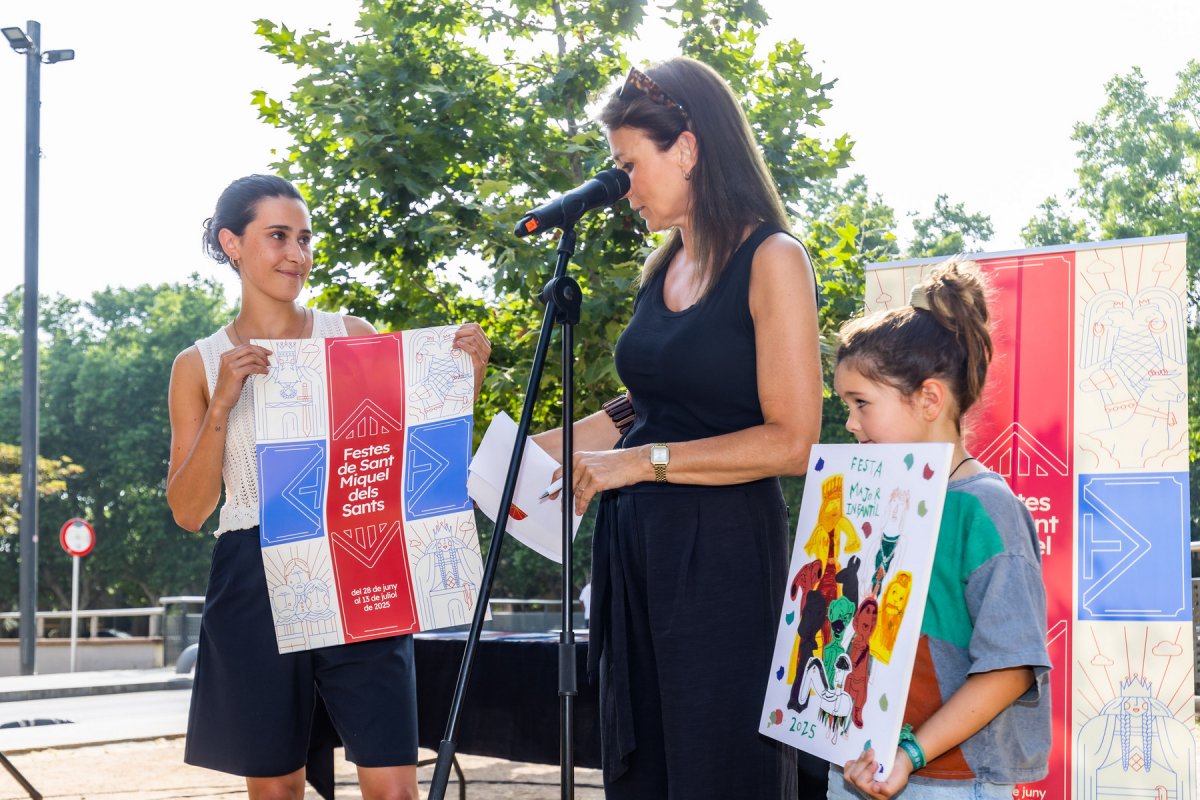 Les dues autores dels cartells de festa major i de la infantil