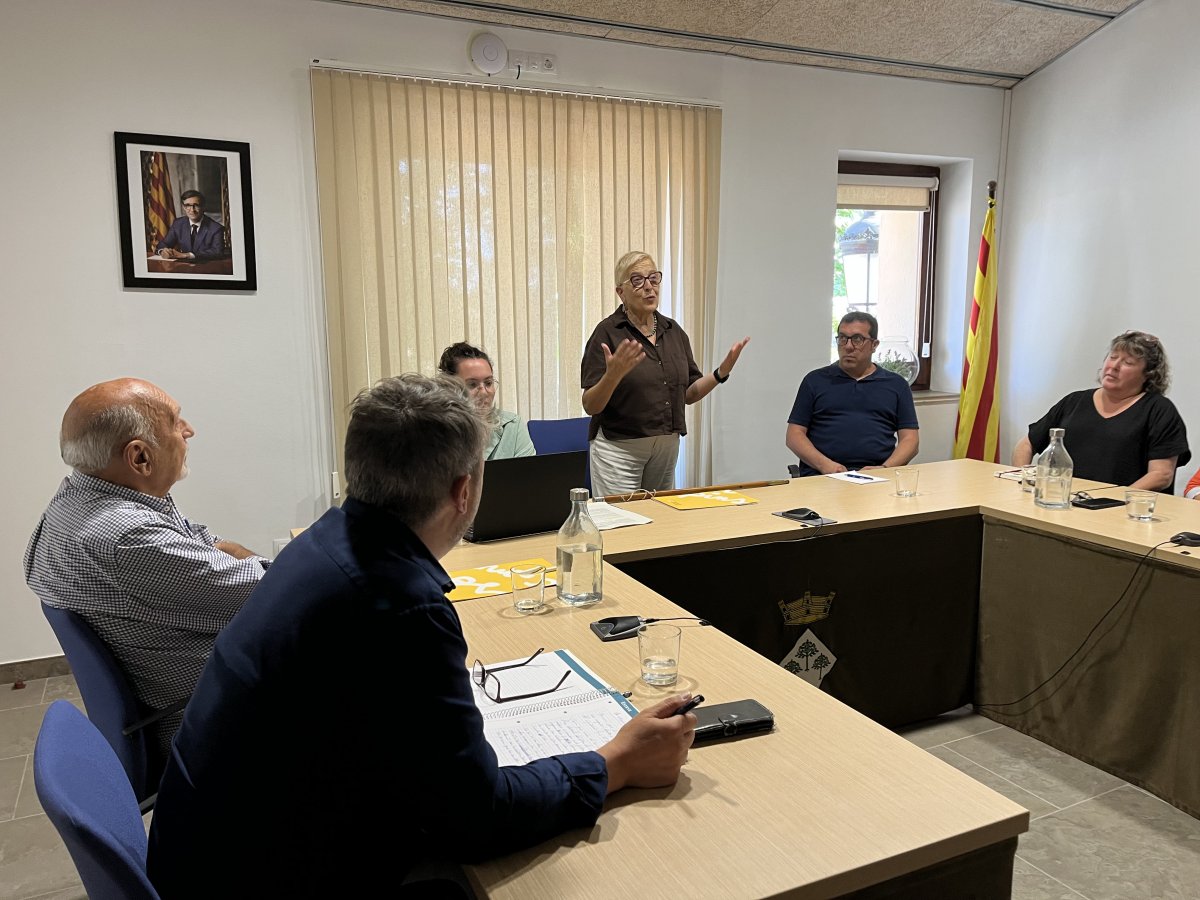 Imma Font ha estat reescollida alcaldessa en un ple extraordinari aquest dimarts