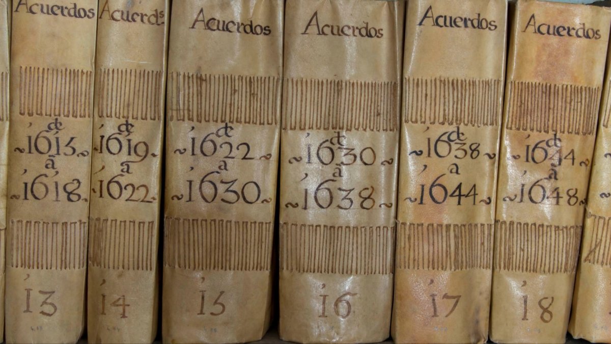 Alguns dels documents que es troben a l'Arxiu Municipal de Vic