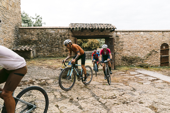 Participants a La Plana Gravel d'aquest diumenge, durant el recorregut