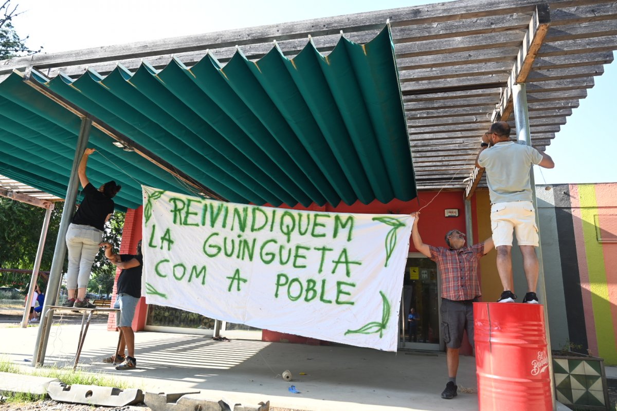 Famílies de Cardedeu van convocar un acte reivindicatiu aquest dijous per mostrar festivament la seva vinculació amb l’espai, que diuen trobar a faltar