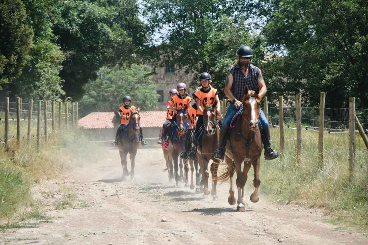 Alguns dels participants a la primera edició del Poni Raid
