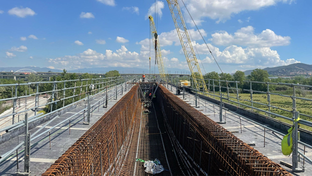 Vies de la nova terminal ferroviària en construcció