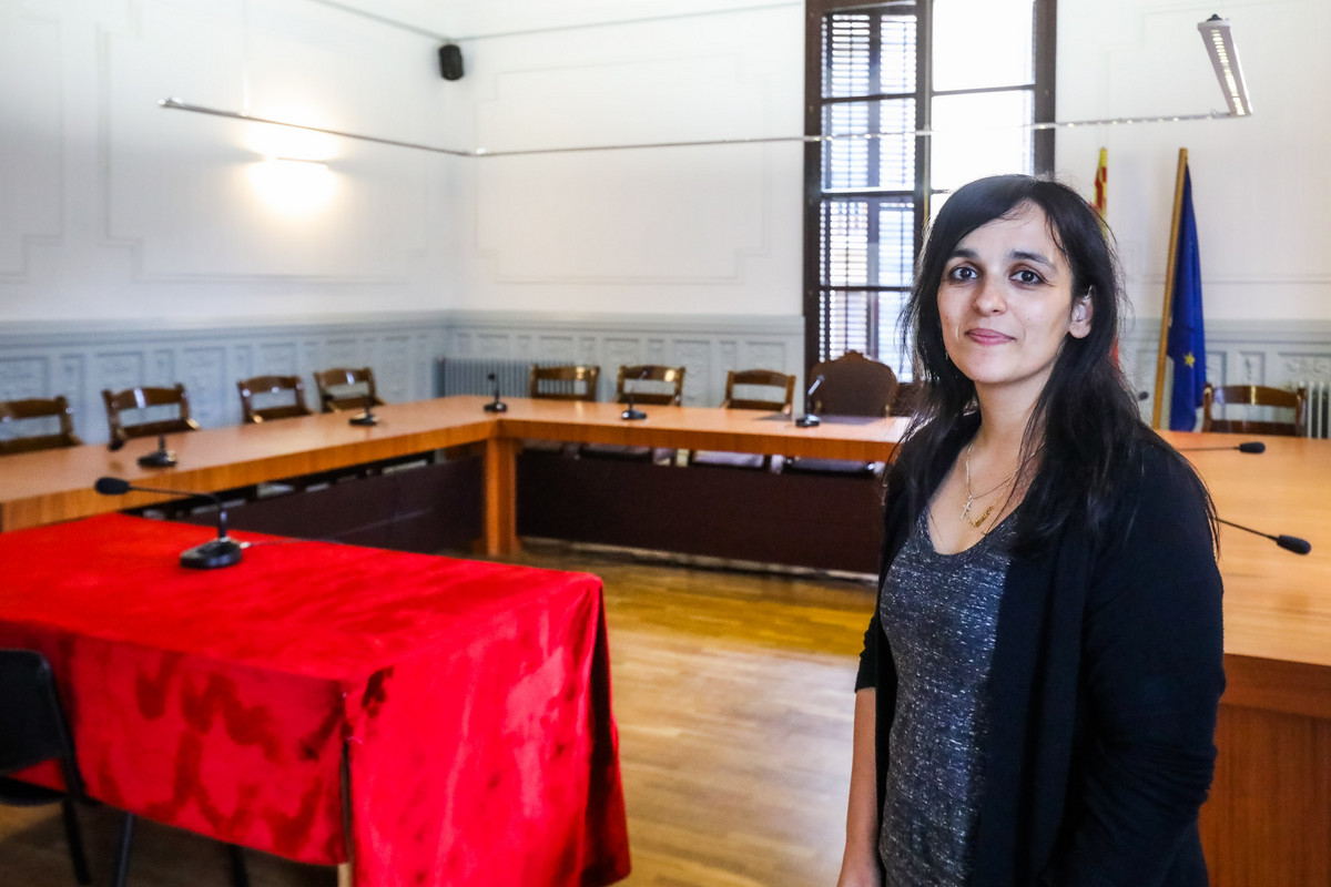 Sílvia Orriols, en una imatge d’arxiu a la sala de plens de l’Ajuntament de Ripoll