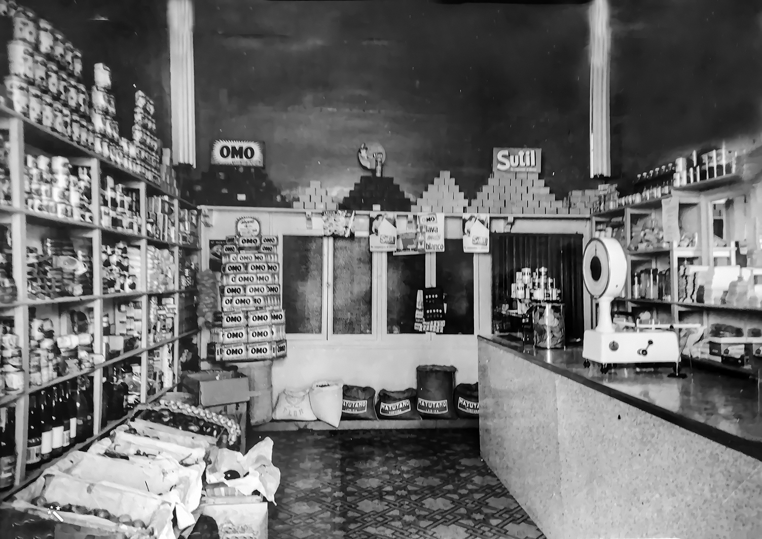 La memòria del comerç a Manlleu en una exposició al Museu del Ter