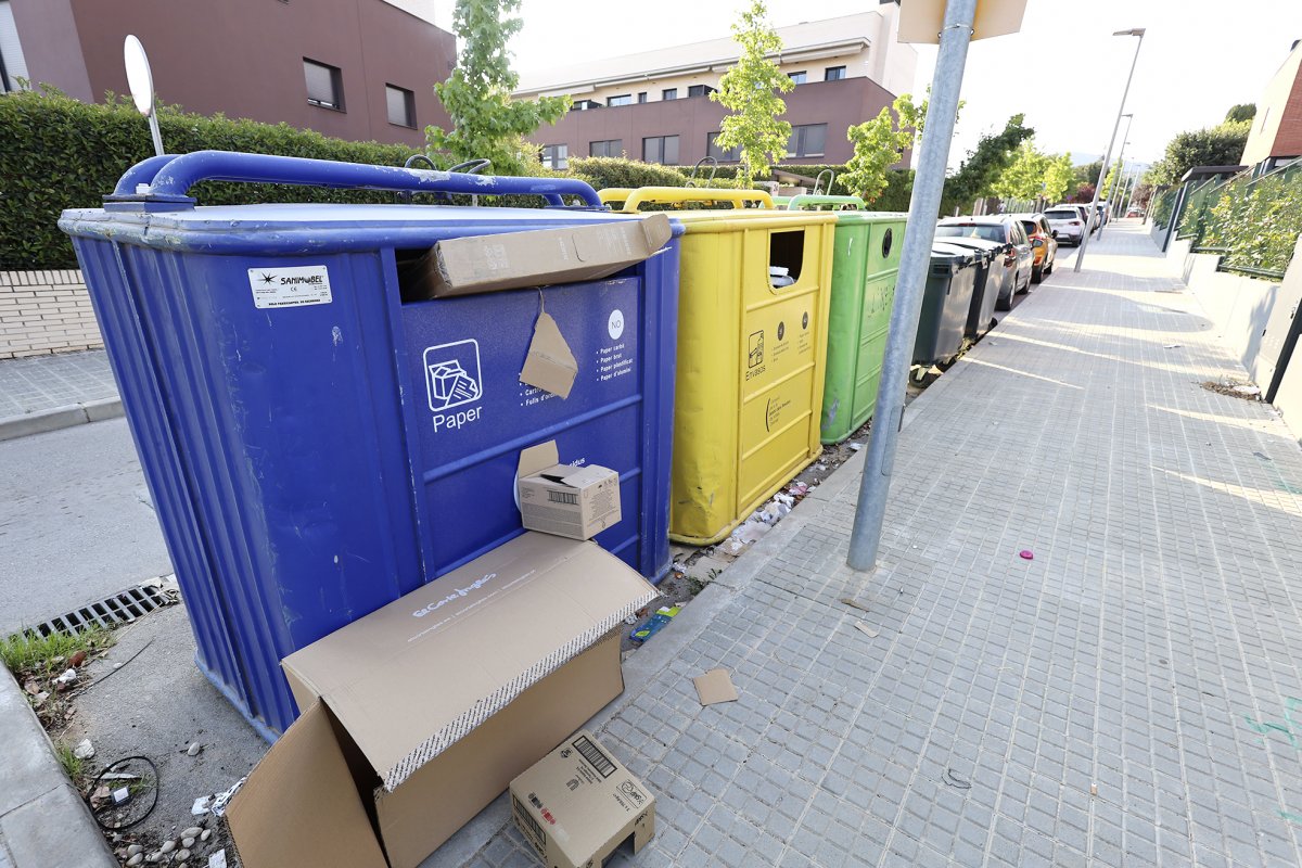 Contenidors al barri de Can Draper