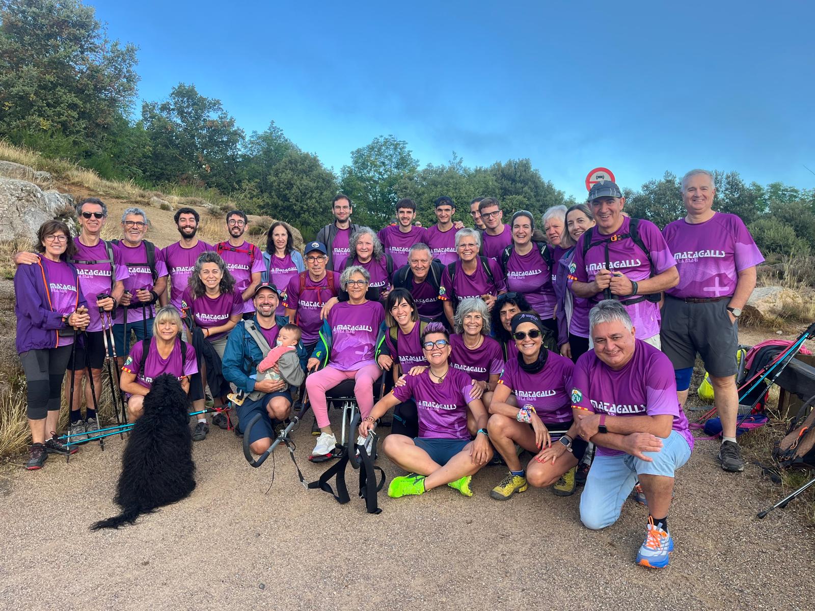 El grup que va pujar diumenge a Matalgalls amb la Mari