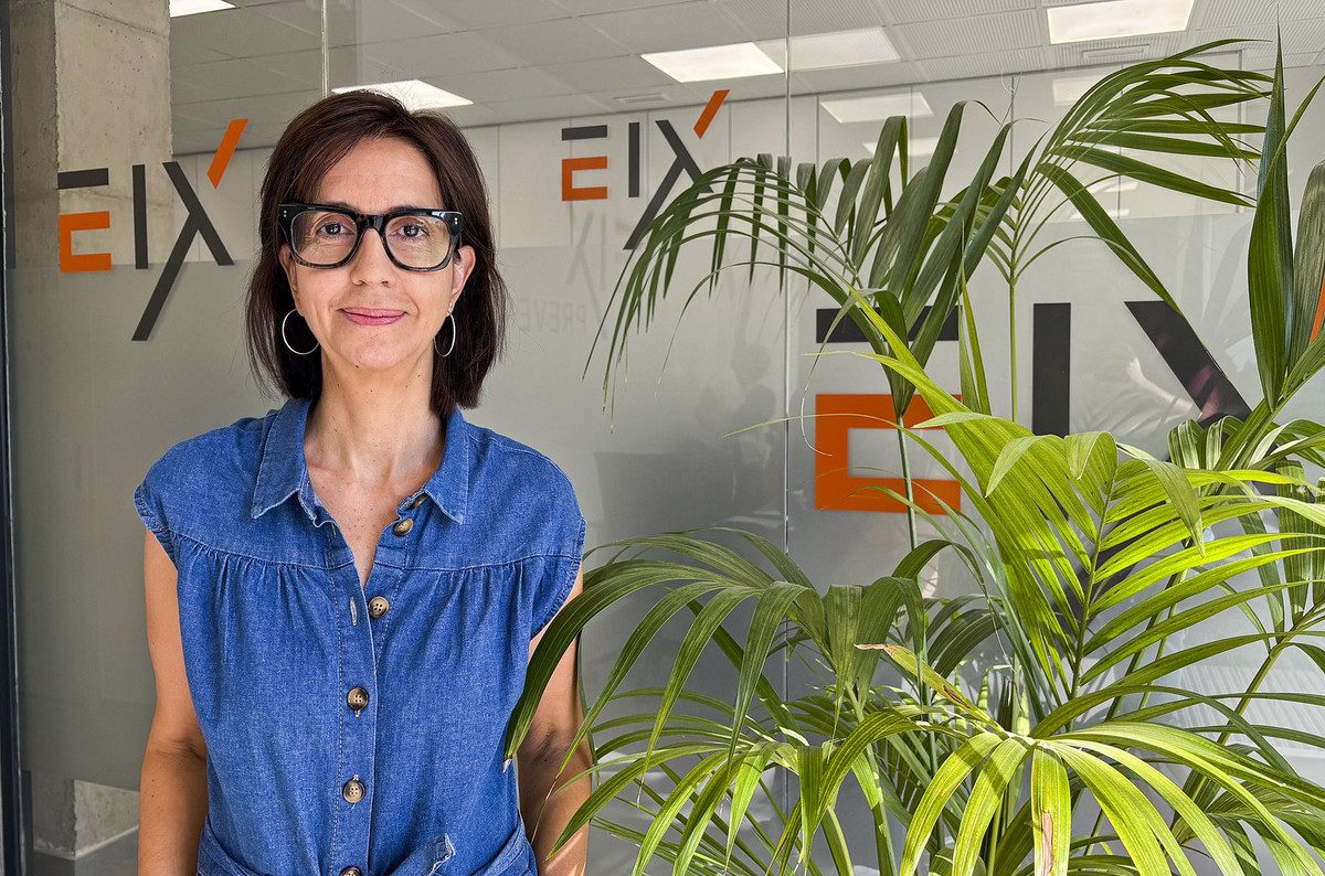 Síliva Grabolosa a les instal·lacions d’Eix Prevenció, al carrer Torelló de Vic. Va fundar l’empresa               fa 20 anys