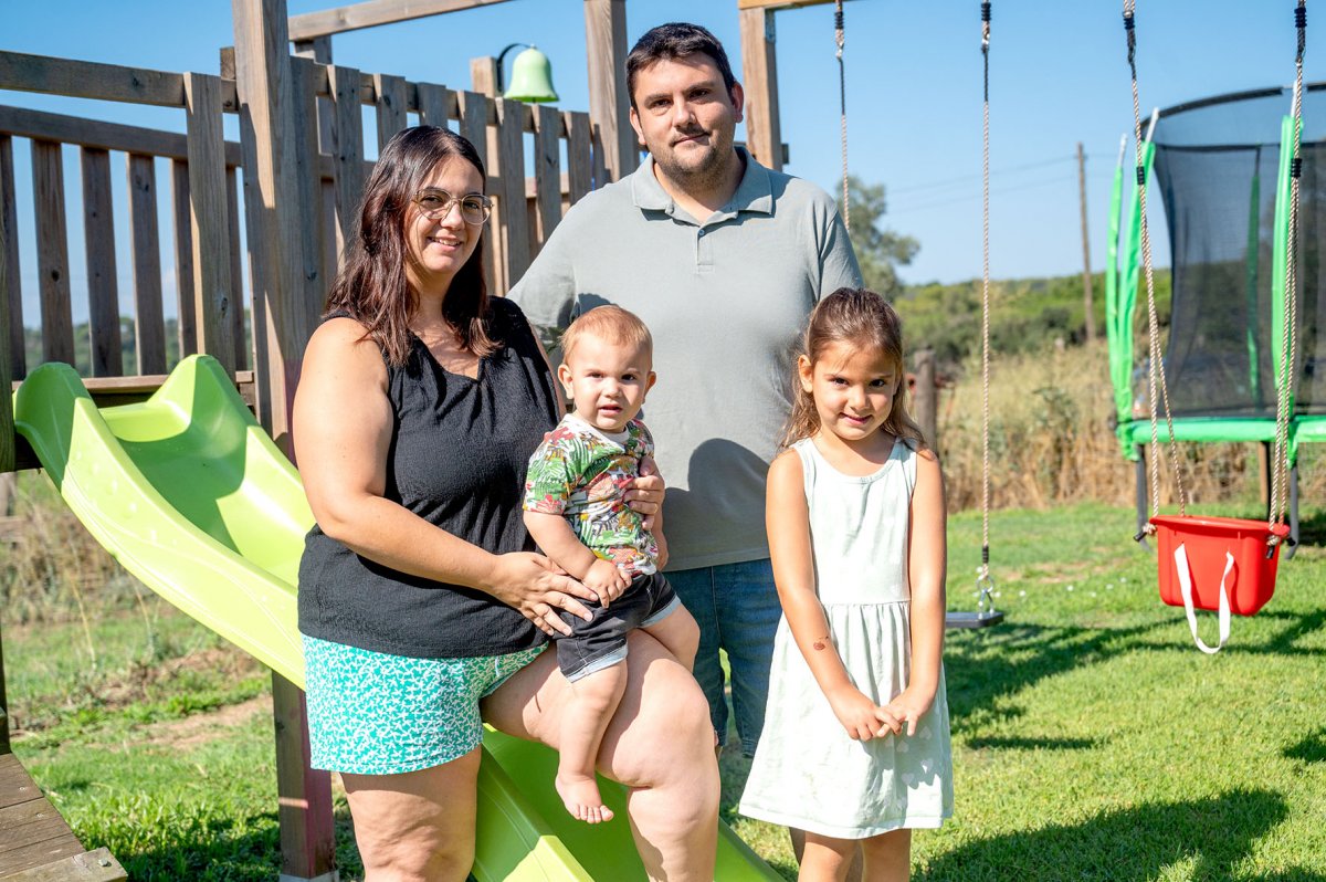 El Martí Mas i Serra va néixer el juliol de 2024 i té una germana de 5 anys que es diu Queralt