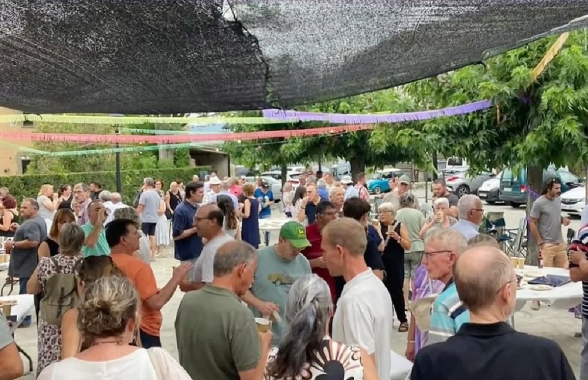 Un vermut popular a la festa major d'Orís