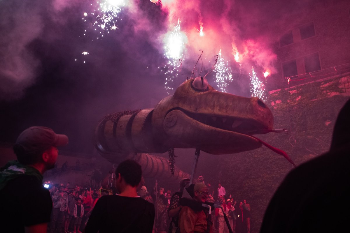 El Serpent a les Tres Creus, moment de màxim esclat de foc del recorregut