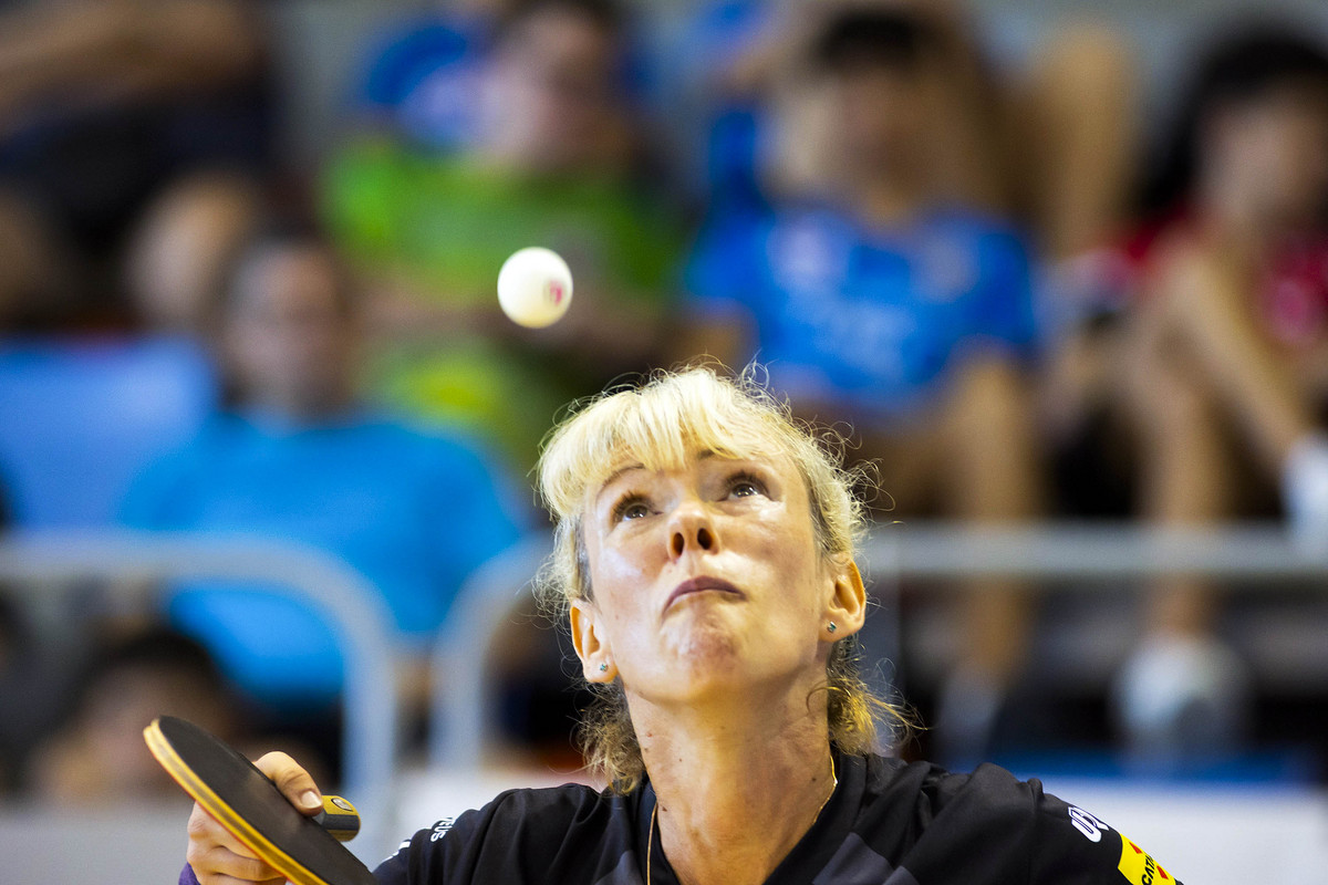 Álvaro Robles, a l’esquerra, i Natalya Prosvirnina, a la dreta, en un moment de la final disputada diumenge al migdia