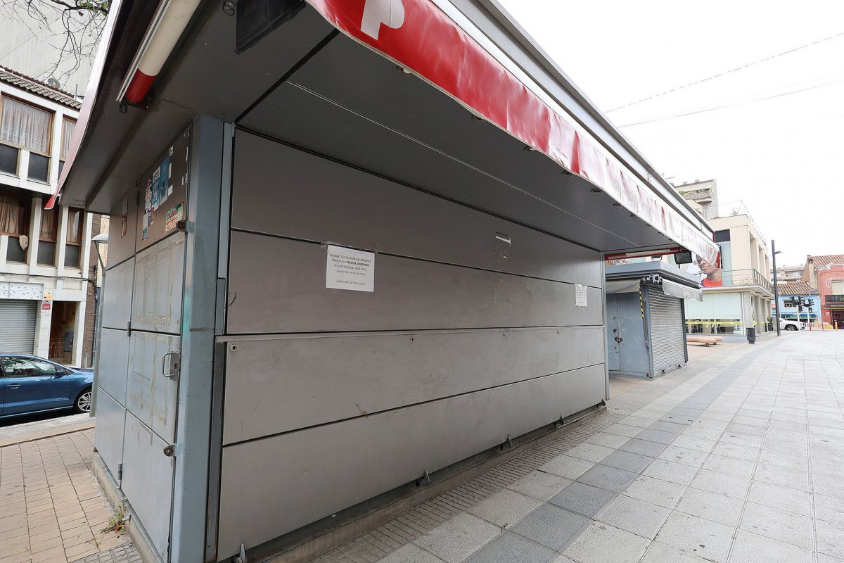 A la Rambla Fiveller hi ha un dels quioscos que s'han posat a licitació