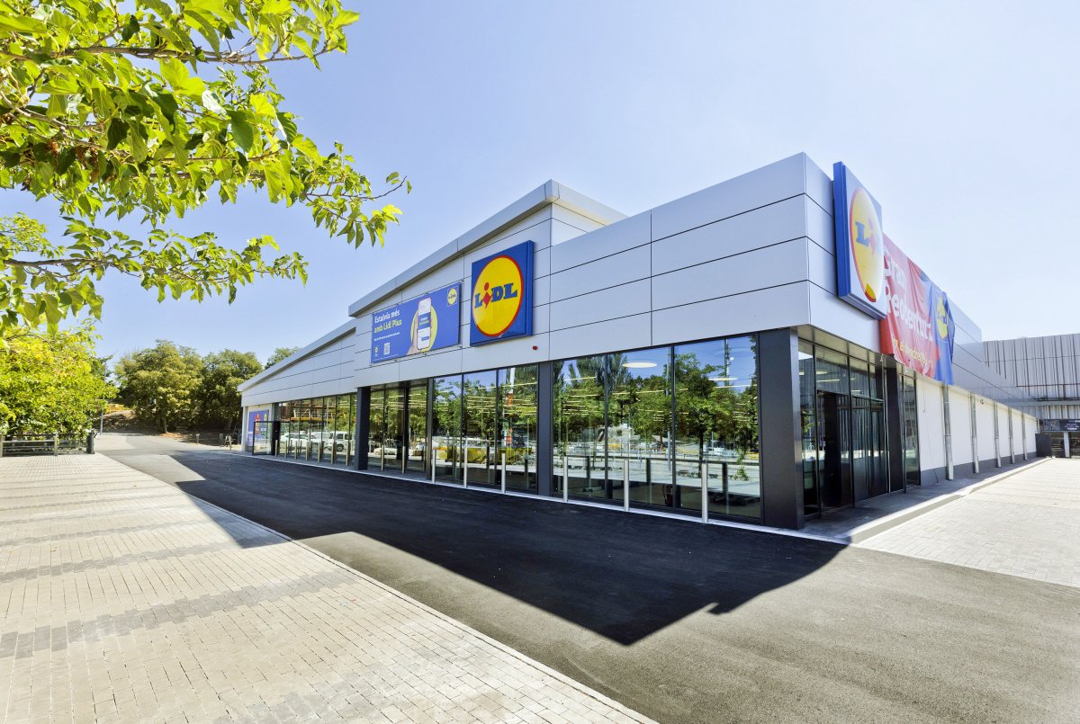 El supermercat reformat de la carretera de la Guixa