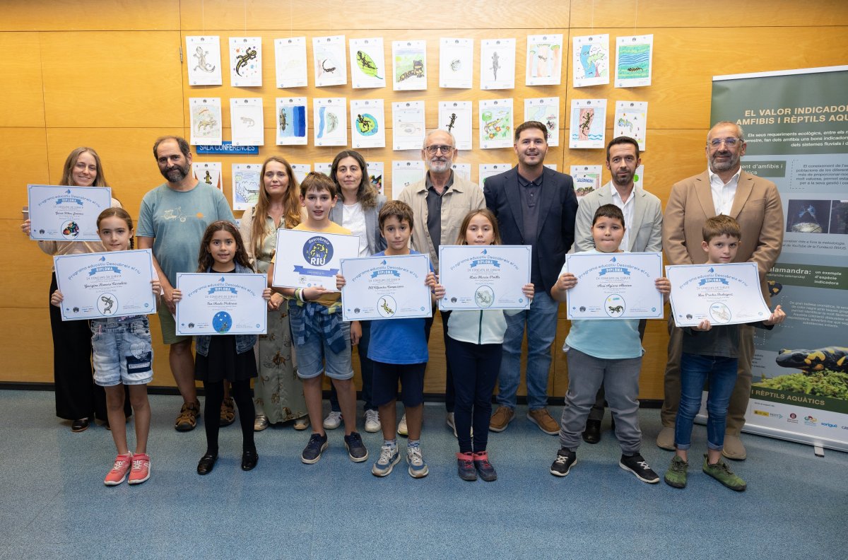 Els alumnes premiats amb Monràs i Sierra dijoua a Granollers