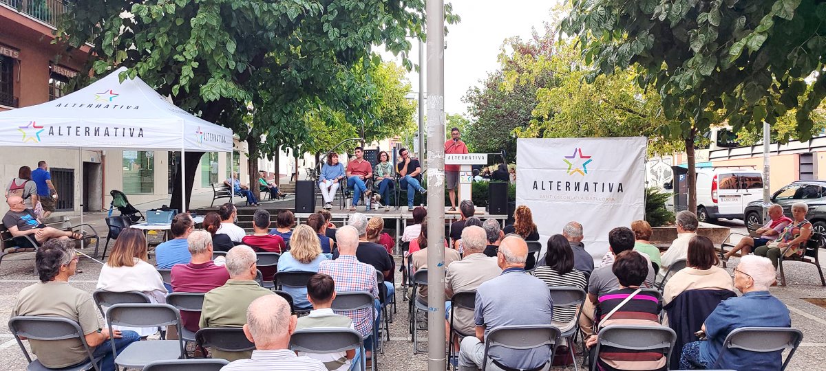 L'Alternativa va fer balanç del mandat dissabte a la plaça U d'Octubre