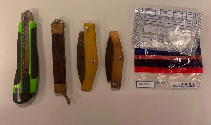 Les armes blanques localitzades en els controls