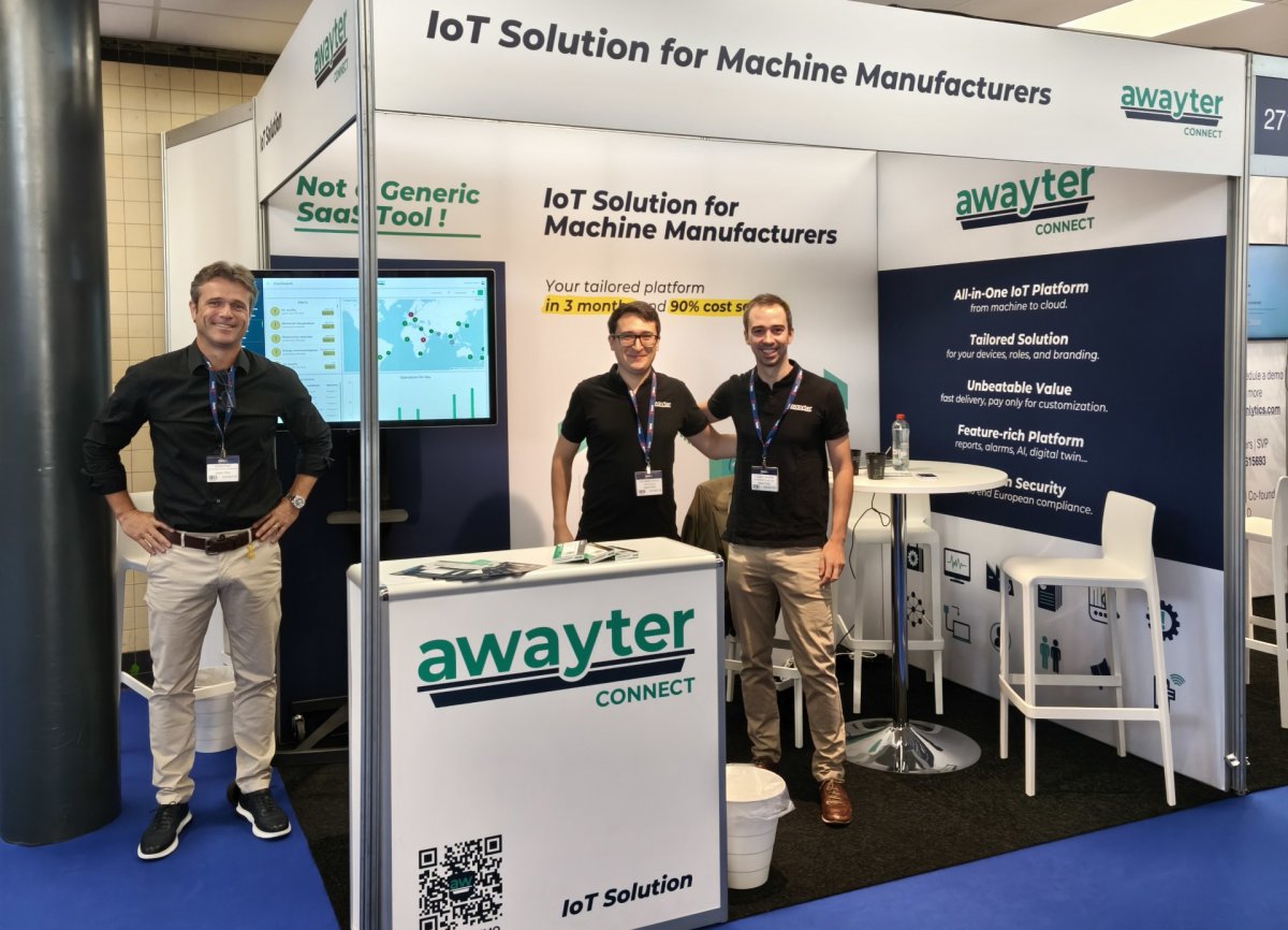 Eudald Bover, a la dreta, amb la resta de l'equip d'Awayter desplaçat a Amsterdam