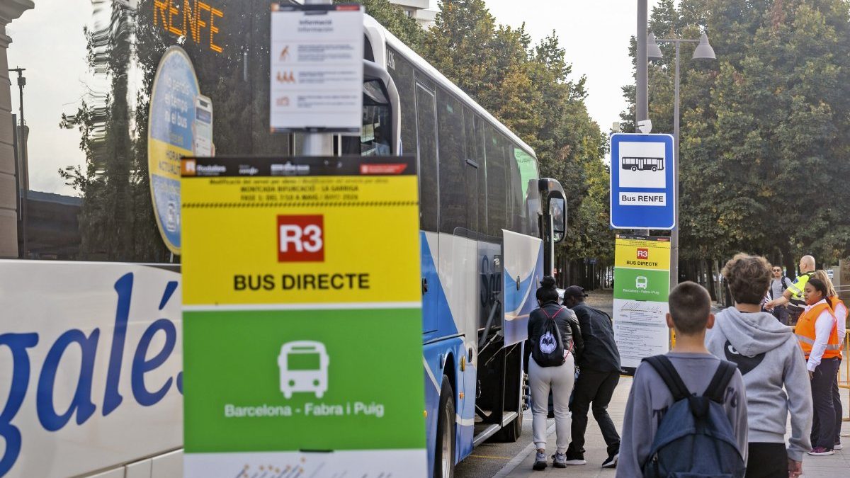 Servei de bus alternatiu a l'R3