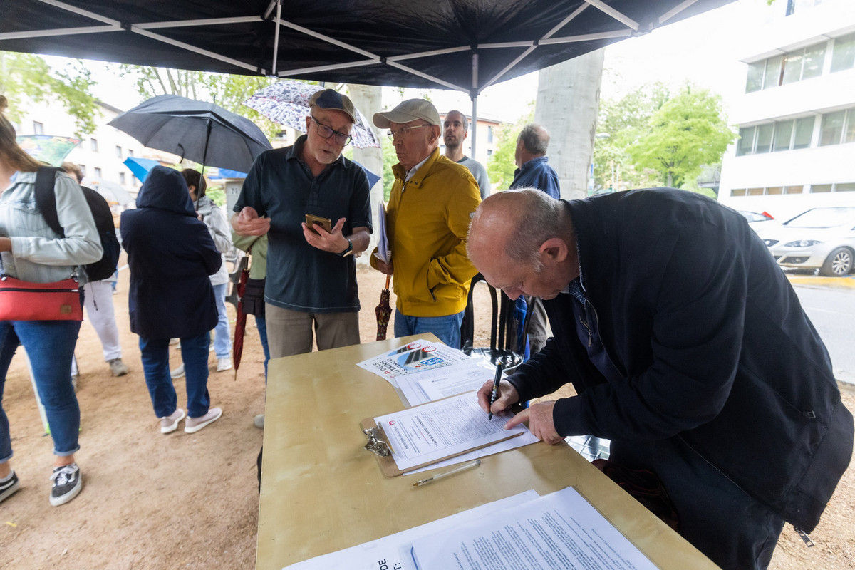 Al maig ja van iniciar una recollida de firmes i han superat les 8.000
