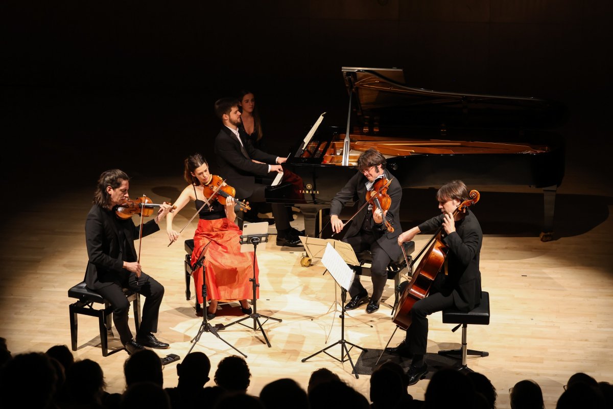 Un moment del concert, amb el quintet que va obrir el programa