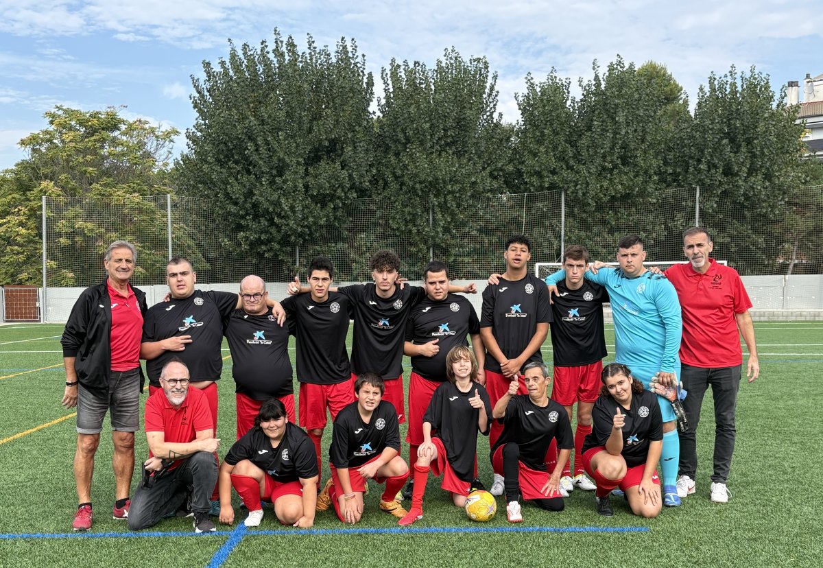 Els integrants de l'equip VallGesBisaura Genuine que van jugar dissabte a Manresa